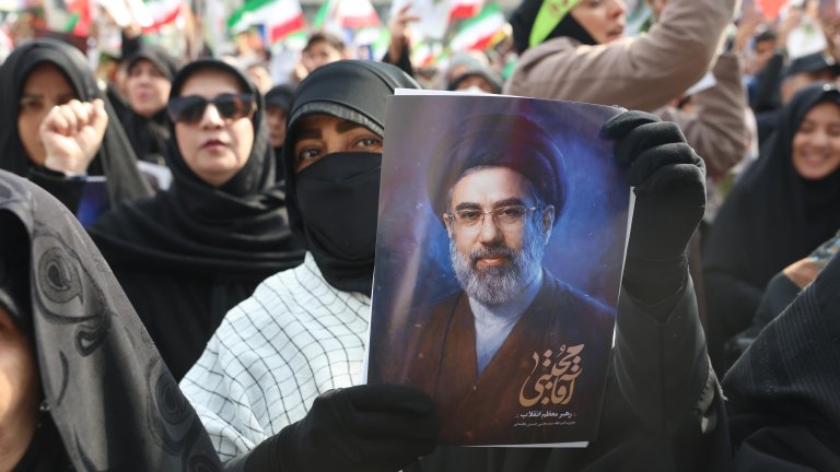 Моджтаба Хаменей е сред тези, които най-много са се облагодетелствали от текущия режим