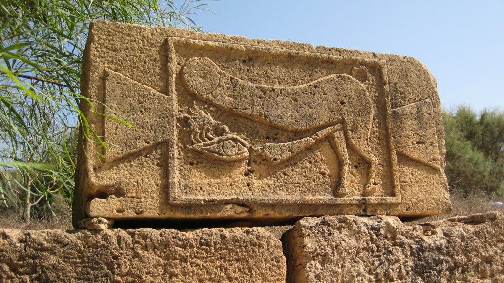 Bas-relief_of_fascinus