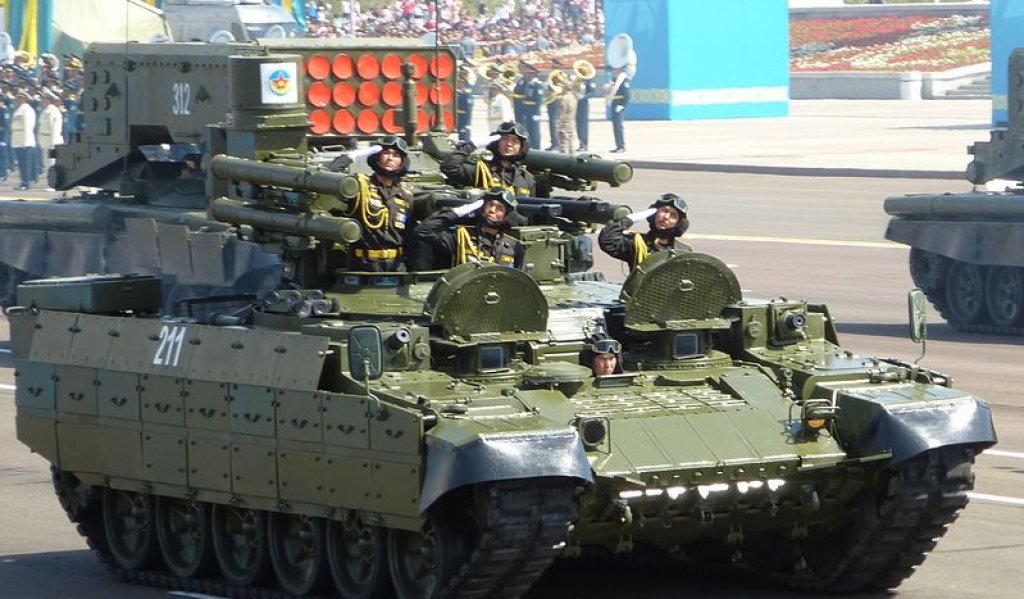 Машината е проектирана, за да пази руските танкове от наземни заплахи и противотанкови екипи, но струва ли си наистина производството ѝ. Допреди 10 години Кремъл смяташе, че не, но сега нещата очевидно са се обърнали.
