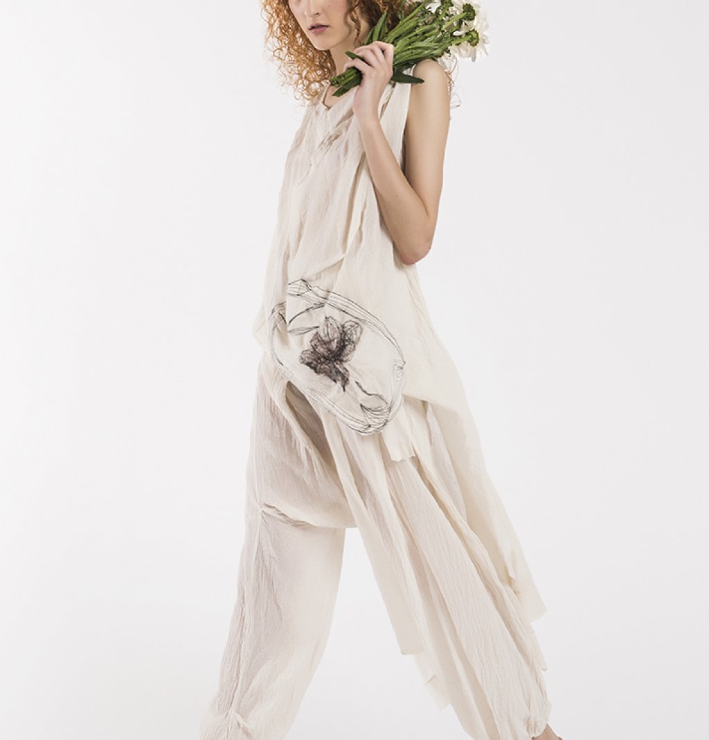 Кадър от фотосесията посветена на събитието Flower Power