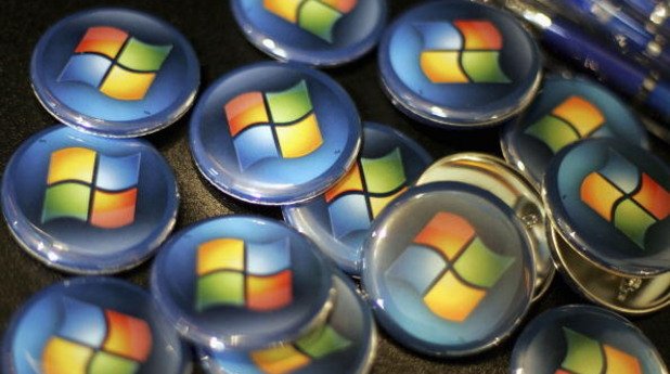 Притискането на големите бизнеси да преминат към Windows 10 доведе до поредните яростни нападки към Microsoft