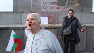 Има ли място Паметникът на съветската армия в центъра на София според вас?