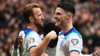 Два бързи гола свършиха работата на Англия