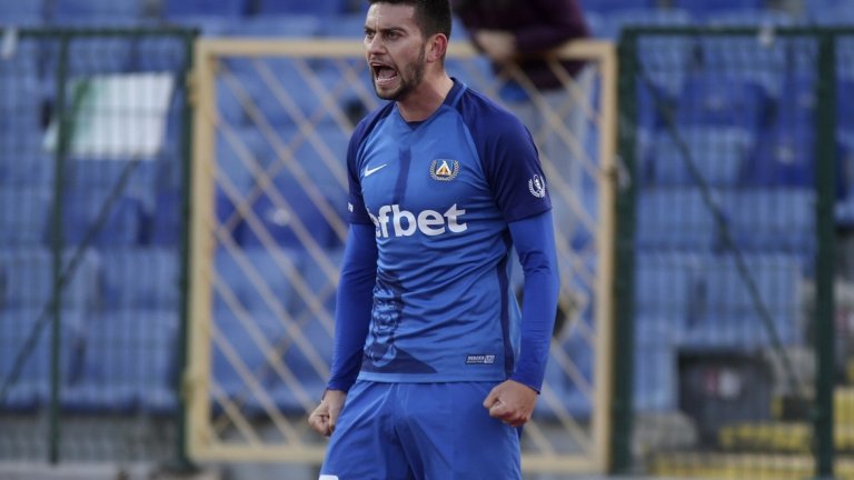 Единствения гол в Морската столица отбеляза Станислав Костов през първото полувреме.