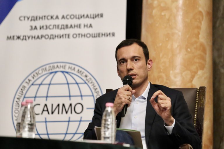 Ако бъде избран за кмет, Васил Терзиев ще има сложен ребус за решаване в Общинския съвет.