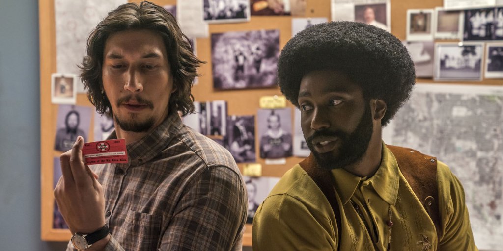 Кадър от \"BlacKkKlansman\" - драмедията на Спайк Лий разказва за детектив от Колорадо, който се внедрява в местната банда на Ку Клукс клан, но вместо да я разобличи, става неин главатар. 