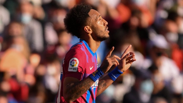 Обамеянг се разигра, Барса отнесе Валенсия