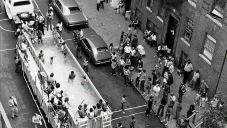 "Swimmobile" - автобус с басейн на покрива в Ню Йорк. 1960-та