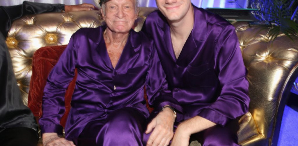 Хю Хефнър заедно със сина си Купър Хефнър