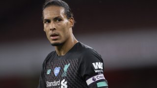 "Ван Дайк има една слабост - добре, че са хората около него да му помагат"