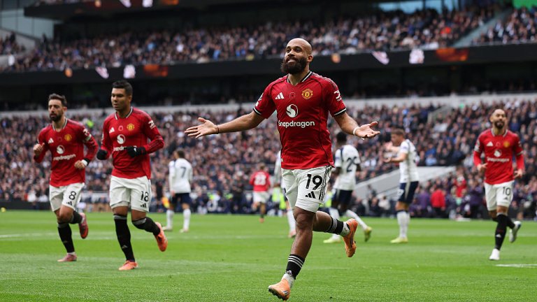 Тотнъм и Юнайтед поделиха точките в спиращ дъха мач