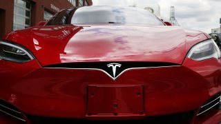 Investigation Continues Into Tesla Driver's Death While In Autopilot Mode