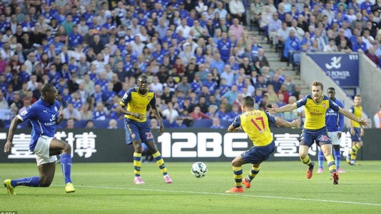 Санчес отново вкара, но Арсенал не спечели