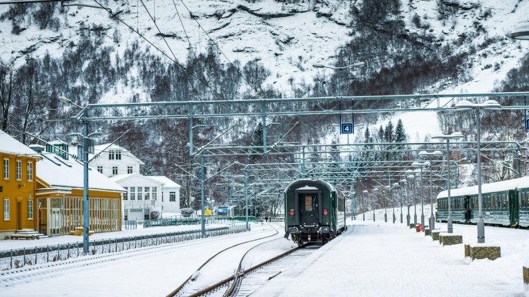 Флом - приказното кътче от рая, застрашено от набезите на туристите