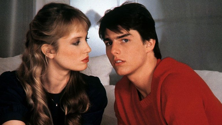 Risky Business/ "Рискован бизнес"
Всички познаваме Том Круз като актьор от екшъни и трилъри, но реално неговата звезда изгря в комедия и го представи пред света като един от най-обещаващите таланти през 80-те. Risky Business ще се запомни с епичната сцена, в която Круз танцува и пее полугол на "Old Time Rock and Roll" от Боб Сийгър, но и с хумористичния си и критичен поглед над консуматорското общество в САЩ от 80-те.