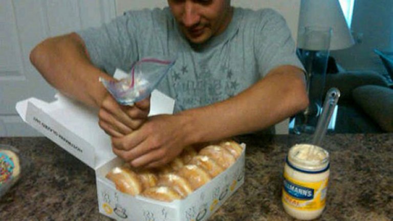 Майонеза в поничките, безценно