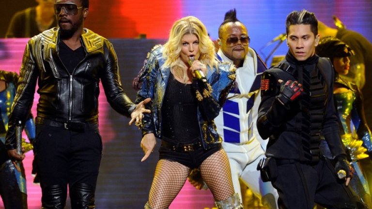 2009: Black Eyed Peas - I Gotta Feeling
Тази песен прекара 14 седмици на върха на Hot 100, а номер 2 за лятото беше другият сингъл на Black Eyed Peas: Boom Boom Pow. Още със следващия си албум The Beginning обаче групата се срина сериозно и направи пауза в дейността си. Очаква се през тази година те да се съберат отново за 20-ата си годишнина