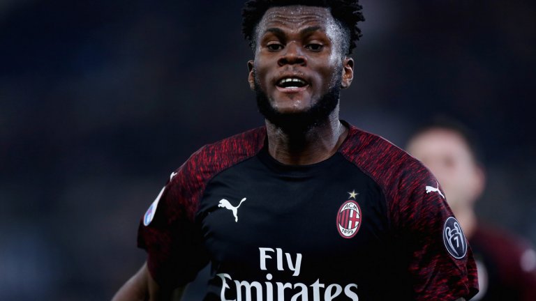 Кеси се радва на щастливия гол, с който Милан откри резултата