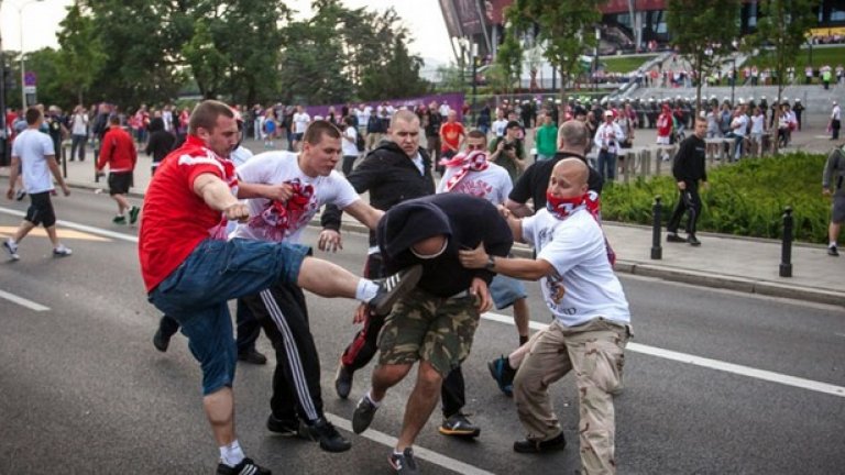 Сблъсъците с полските главорези минават за нещо като хулиганското дерби на Европа. 