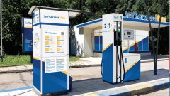 Нови бензиноколонки на самообслужване позволяват на клиентите да платят бързо