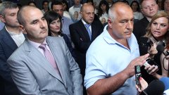 Борисов иска 3 дни мълчание от властите