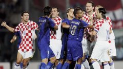 В новата история на независима Хърватия балканската страна има 3 победи и 2 равенства срещу нито един успех на Италия. "Адзурите" печелят единствено приятелски мач с 4:0 през... 1942 г. по време на Втората световна война