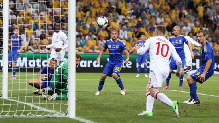 Юни 2012 г. Украйна - Англия (0:1). Рууни се завръща след наказание и бележи победно, за да изхвърли домакините от Евро 2012. 