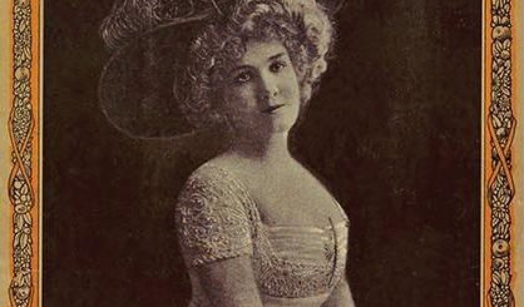 Maude_Mayberg_aka_Madame_Yale_(cropped)
