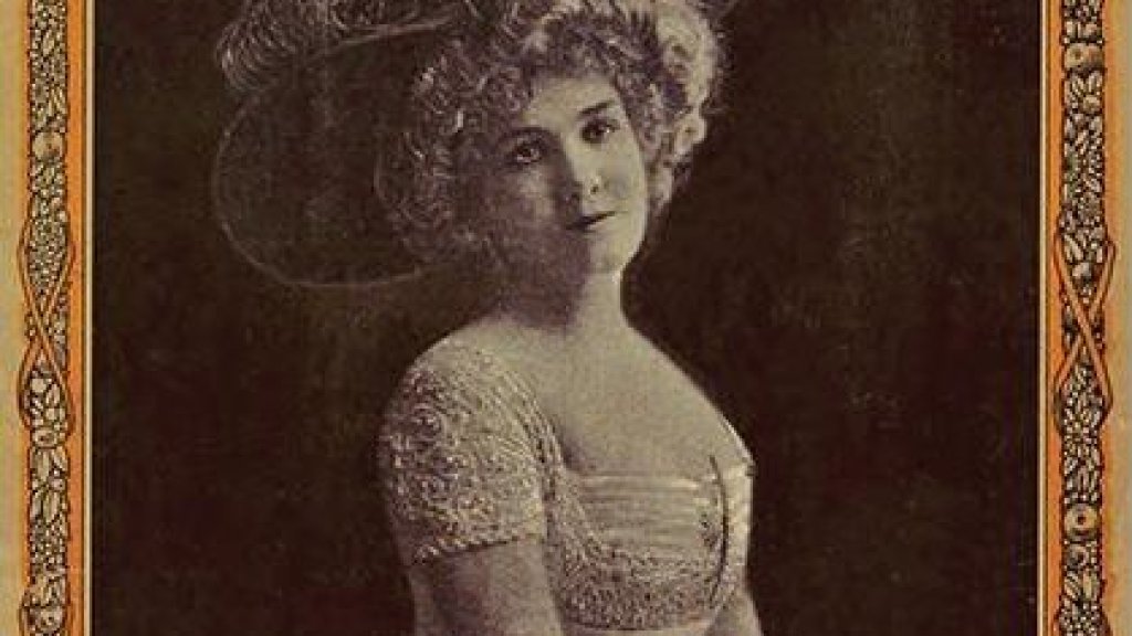 Maude_Mayberg_aka_Madame_Yale_(cropped)