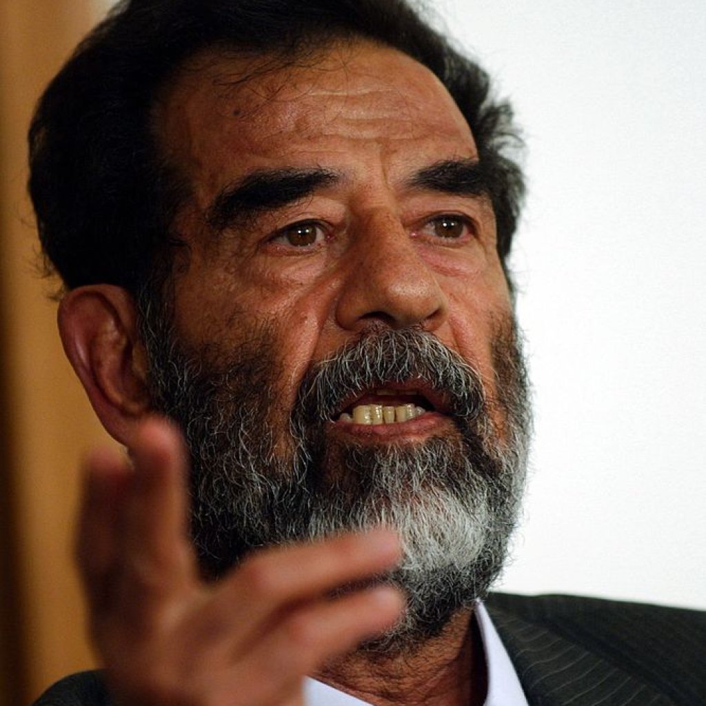 667px-Saddam_Hussein_at_trial,_July_2004