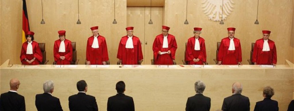 court2_2336993b
