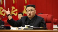 Пхенян изстреля поредни балистични ракети към Японско море