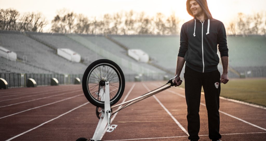 half-bike-designboom02