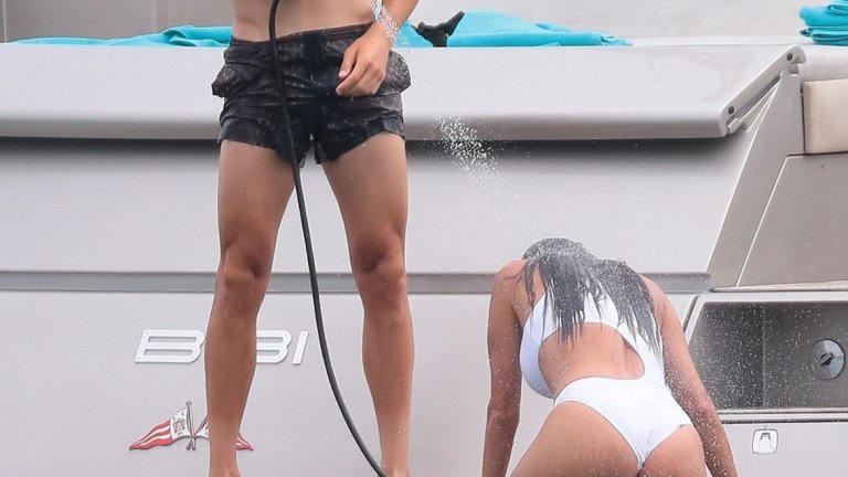 Григор и Никол на почивка в Сен Тропе (снимки)