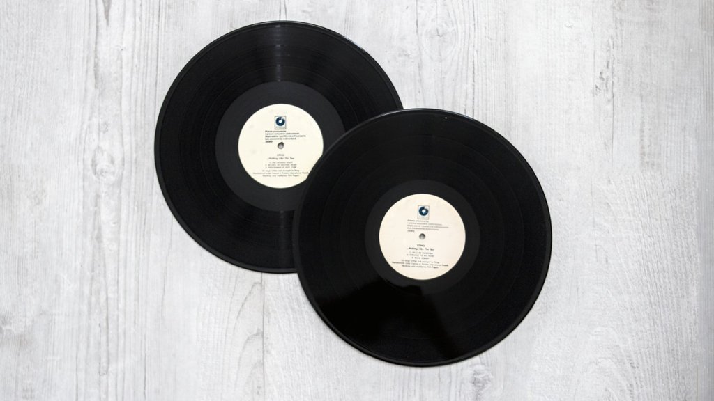 vinyl