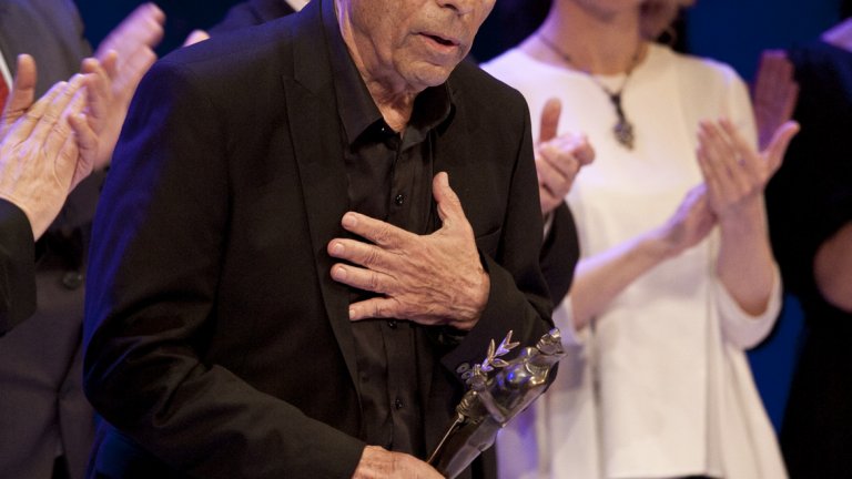 Наградата "За цялостен принос към театъра" получи Константин Илиев. Вижте останалите победители от Аскеер 2017 в галерията.