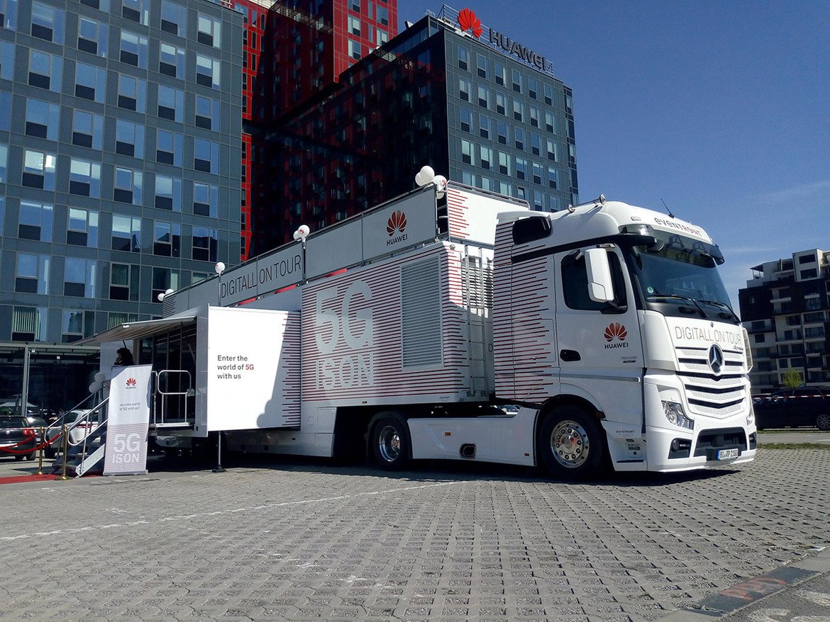 Huawei Roadshow 2019 посети и България, за да покаже как интелигентните решения, базирани на 5G, могат да направят живота много по-лесен.