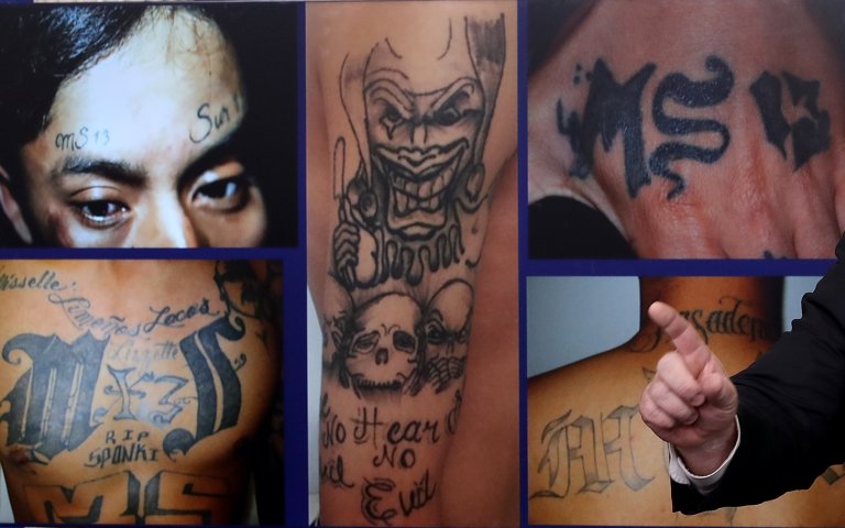 Част от отличителните татуировки на ":Мара Салватруча"