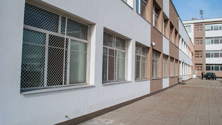 Ден на траур в Класическата гимназия