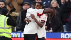 Исак най-после се отпуши и Ливърпул победи