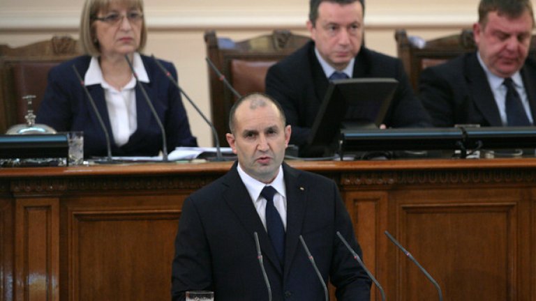 Новият президент положи клетва пред парламента