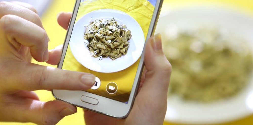 mobile_australia_phone_mealforameal
