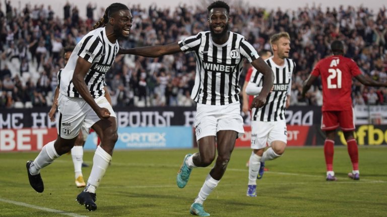 ЦСКА се сгромоляса на "Лаута"