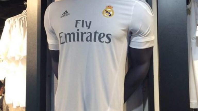 Реал (Мадрид) представи новите екипи (галерия)