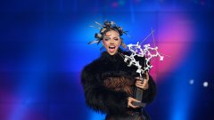 От телевизията са били притеснени от колебанието на изпълнителката