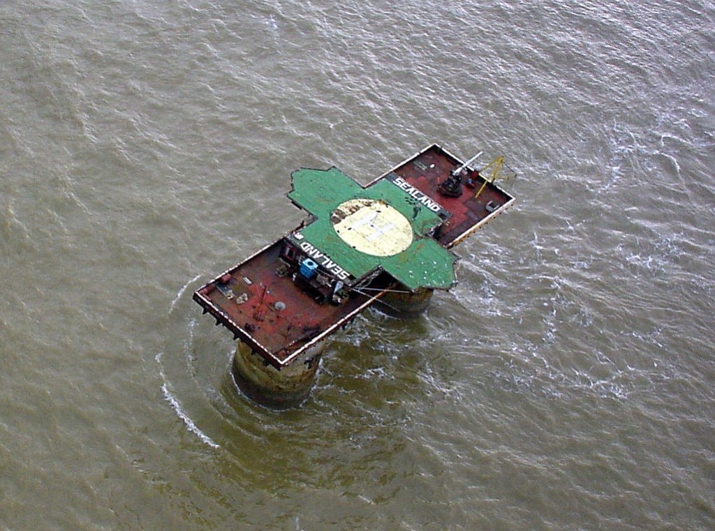 Sealand-sky_(cropped)