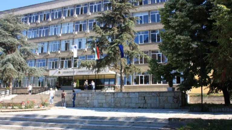 Още развитие по казуса с обвинения в плагиатство ректор на ТУ Варна