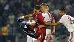 УЕФА присъди служебна победа с 3:0 в полза на Сърбия.