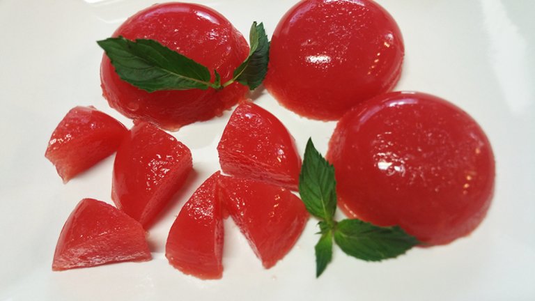 „Динени домати“…или рецепта за желе от диня