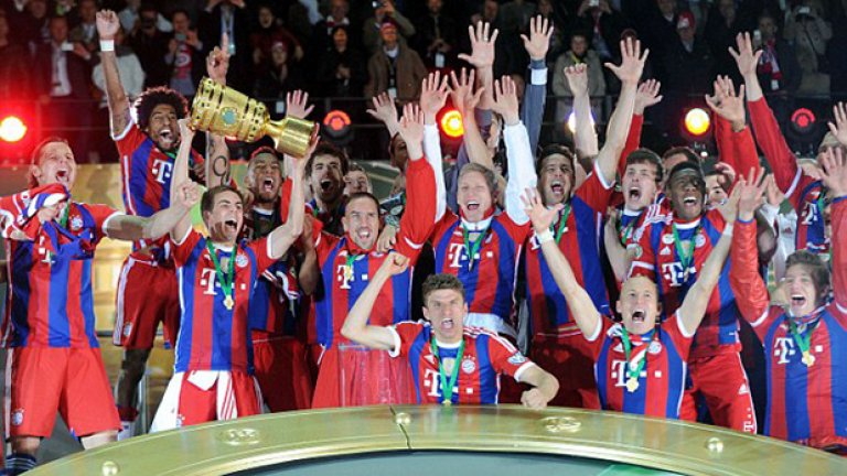 ... Баварците вдигнаха титлата и купата в Германия, но бяха елиминирани именно от Реал в Шампионската лига.